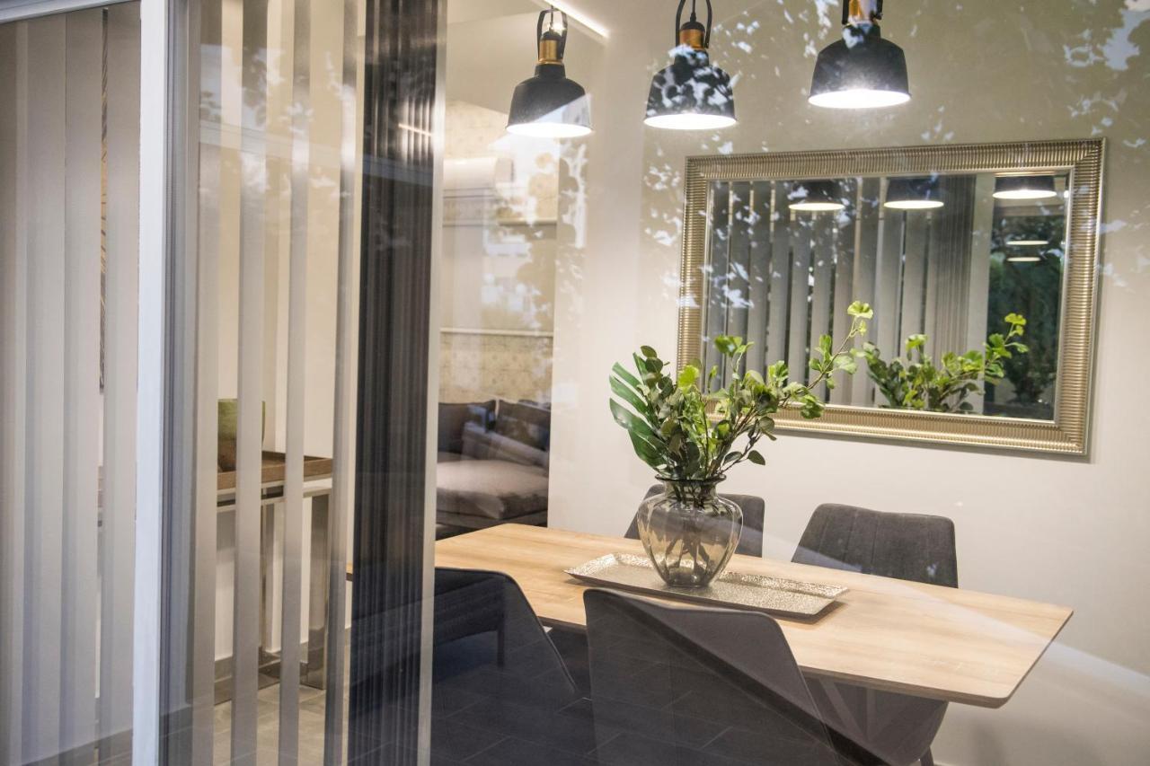 Skin Suites-Luxury Living นิโคเซีย ภายนอก รูปภาพ