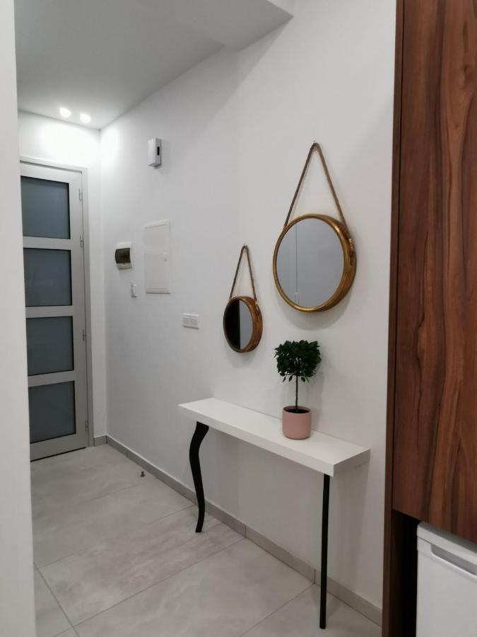 Skin Suites-Luxury Living นิโคเซีย ภายนอก รูปภาพ