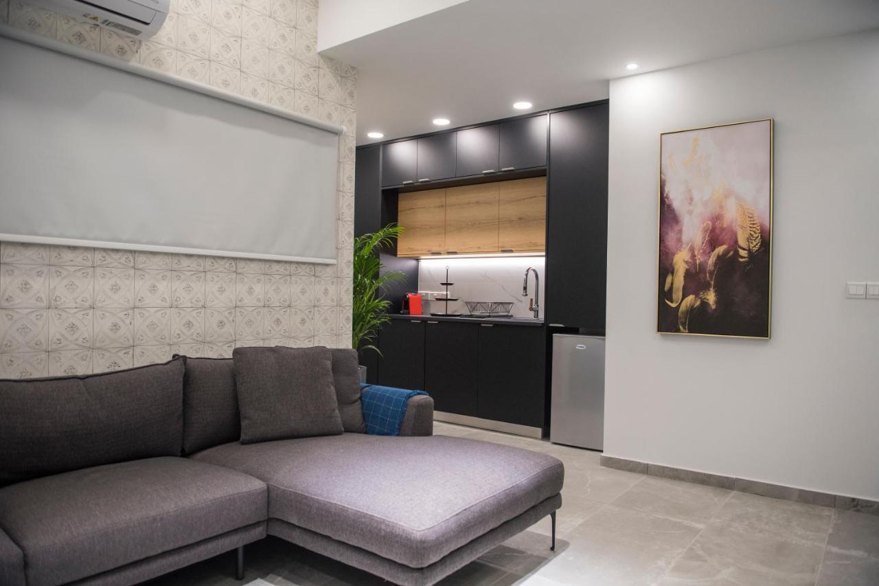 Skin Suites-Luxury Living นิโคเซีย ภายนอก รูปภาพ