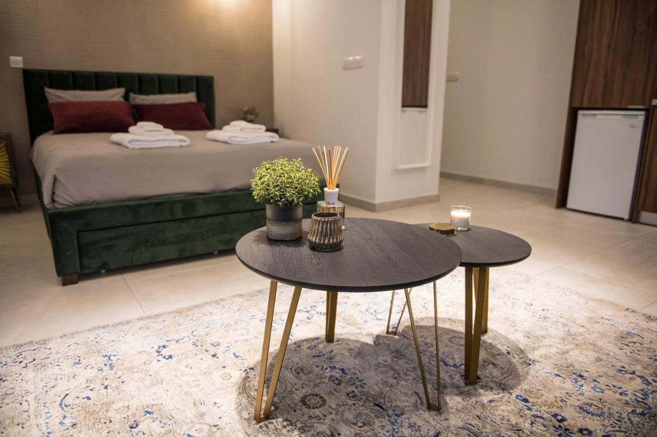 Skin Suites-Luxury Living นิโคเซีย ภายนอก รูปภาพ