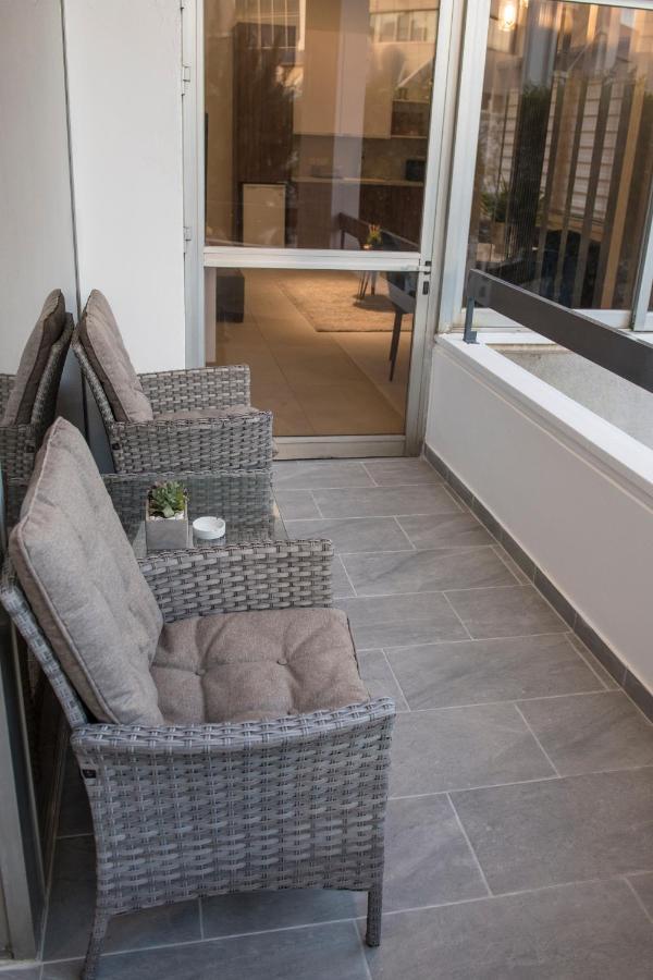 Skin Suites-Luxury Living นิโคเซีย ภายนอก รูปภาพ